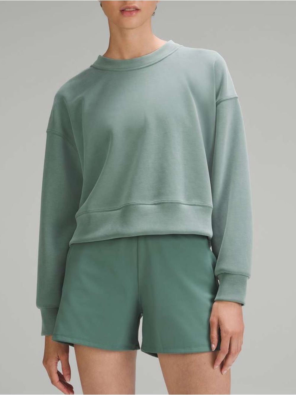 Lululemon softstreme medium forest perfectly oversized cropped crewneck